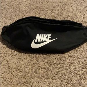 Nike Other - Nike Fanny pack Nike Other - Nike Fanny pack